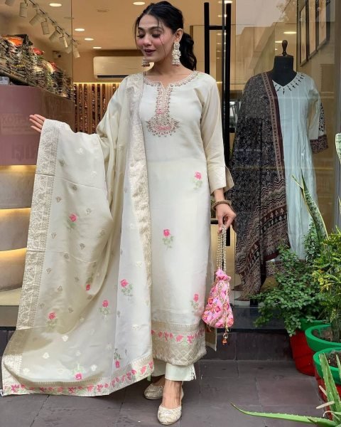White Shimmer Kurta Pant Set with Dupatta Traditional 3 Piece Outfit 3 Piece Kurti Set