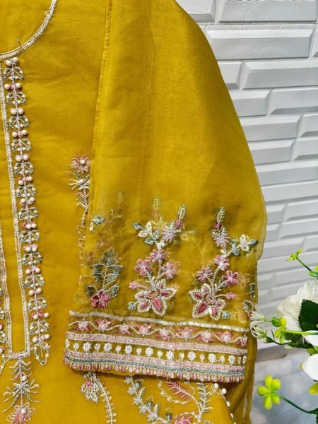 Wholesale Pakistani Salwar Suit Organza Fabric with Heavy Embroidery Khatli Detailing Best Price Pakistani Suits Wholesale