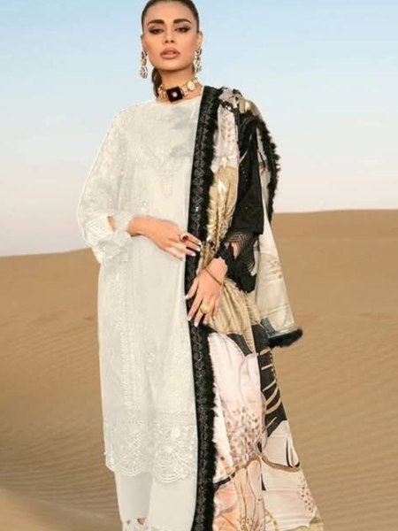 Wholesale Pakistani Suits Heavy Rayon Embroidery Work Stunning Digital Dupatta Set 