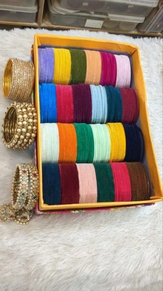 Wholesale Velvet Bangles Set with Diamond Shadow and Decorative Accessories Fashion Accessories Wholesale