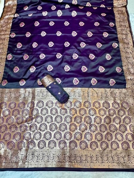Wine Black Lichi Silk Saree with Weaving Border Elegant Festive Wear Banarasi Saree Wholesale