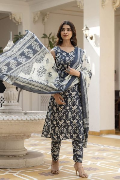 Women Grey  Slub Cotton Regular Sleeveless Kurta With Trousers   Dupatta  Printed Kurtis