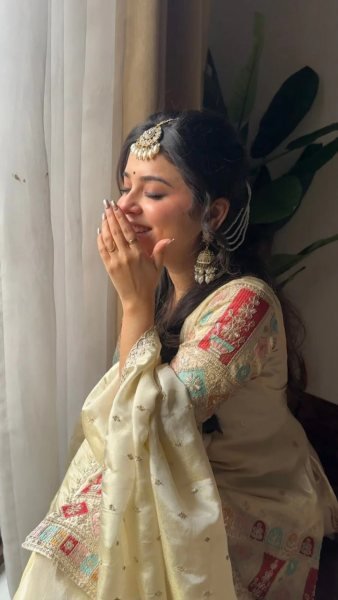 Women s Chinon Silk Embroidered Kurti With Sharara   Dupatta Set with Lace Border Kurti With Bottom Wholesale