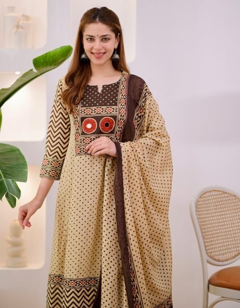 Women's Cream Jaipuri Pure Cotton Kurta Pant Dupatta Set with Hand Work Neck Anarkali Kurtis 