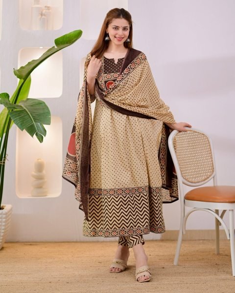 Women's Cream Jaipuri Pure Cotton Kurta Pant Dupatta Set with Hand Work Neck Anarkali Kurtis 
