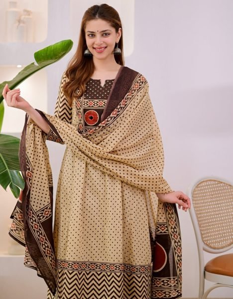 Women's Cream Jaipuri Pure Cotton Kurta Pant Dupatta Set with Hand Work Neck Anarkali Kurtis 
