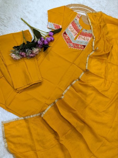 Women s Delightful Yellow Pure Viscose Chanderi Suit Set with Matching Pant and Embroidered Chanderi Dupatta Embroidery Kurtis 