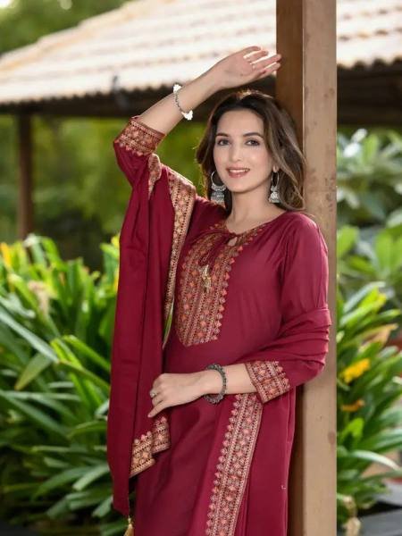 Women’s Maroon Rayon Khadi Print Kurti Dupatta Set For Everyday Wear 3 Piece Kurti Set
