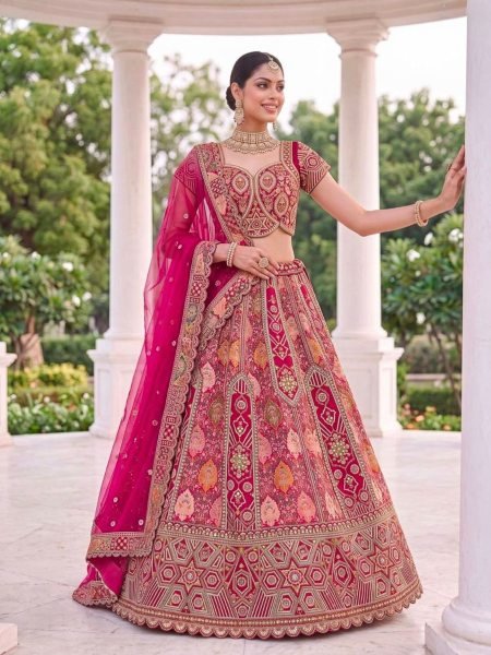 Women's Pink Banarasi Silk Wedding Lehenga with Real Mirror Handwork For Bridal Wear 