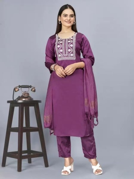 Women s Premium Silk Blend Kurta Set  3 Piece Kurti Set
