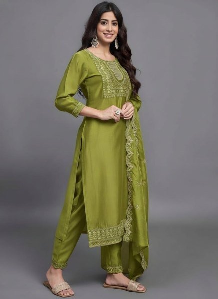 Women s Traditional And Comfortable Cotton Kurti with Organza Dupatta Plus Size Kurti / Gown