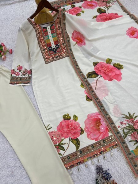 Workday Style Muslin Cotton digital Combined with real mirror print Kurti Set And Lace Border Dupatta Ready To Wear Collection