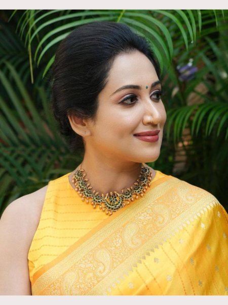 Yellow Color Organic Banarasi Lichi Silk Saree  Banarasi Saree Wholesale