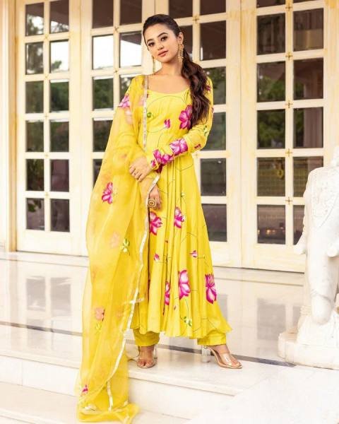 Yellow Georgette Floral Printed Kurti Set for Women  Georgette Kurti 