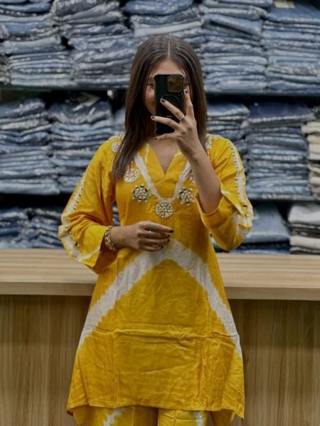 Yellow Pure Cotton Tie-Dye Print Kurta Co-ord Set with Neck And Sleeve Handwork CO ORD Sets