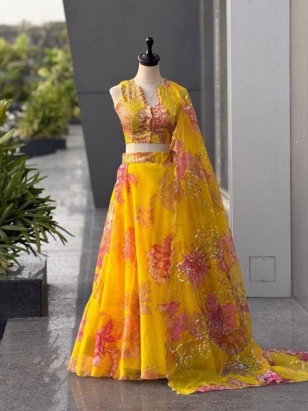 Yellow Women s Pure Organza Lehenga Choli with Digital Print and Designer Batwa Designer Lehenga Choli